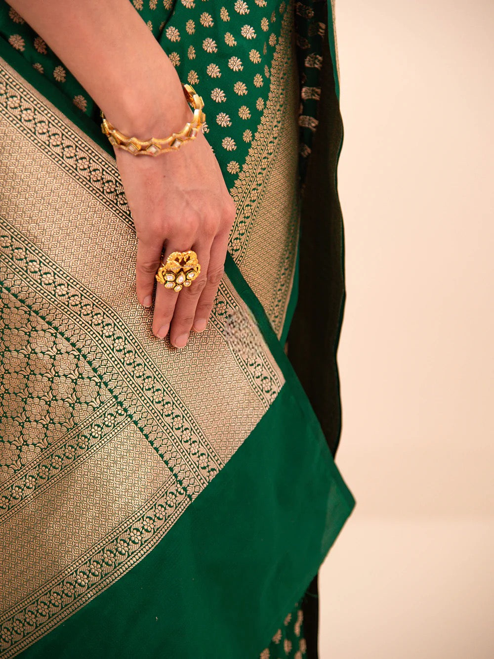 Bottle Green Booti Uppada Katan Silk Handloom Banarasi Saree