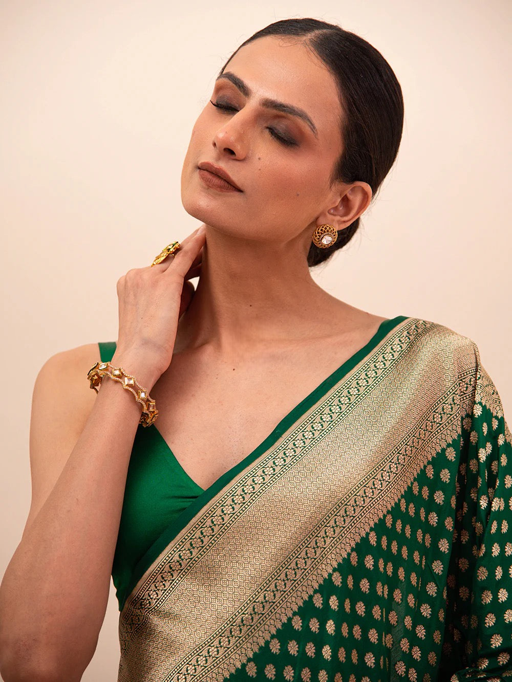 Bottle Green Booti Uppada Katan Silk Handloom Banarasi Saree