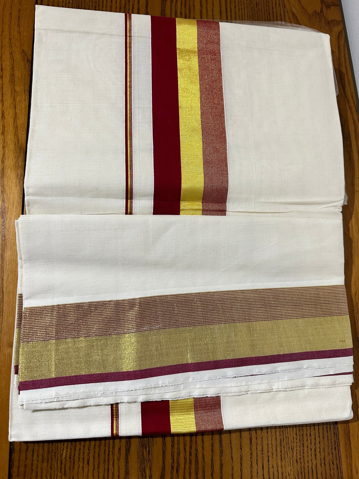 Kerala Set Saree With Gold and Red Kara
