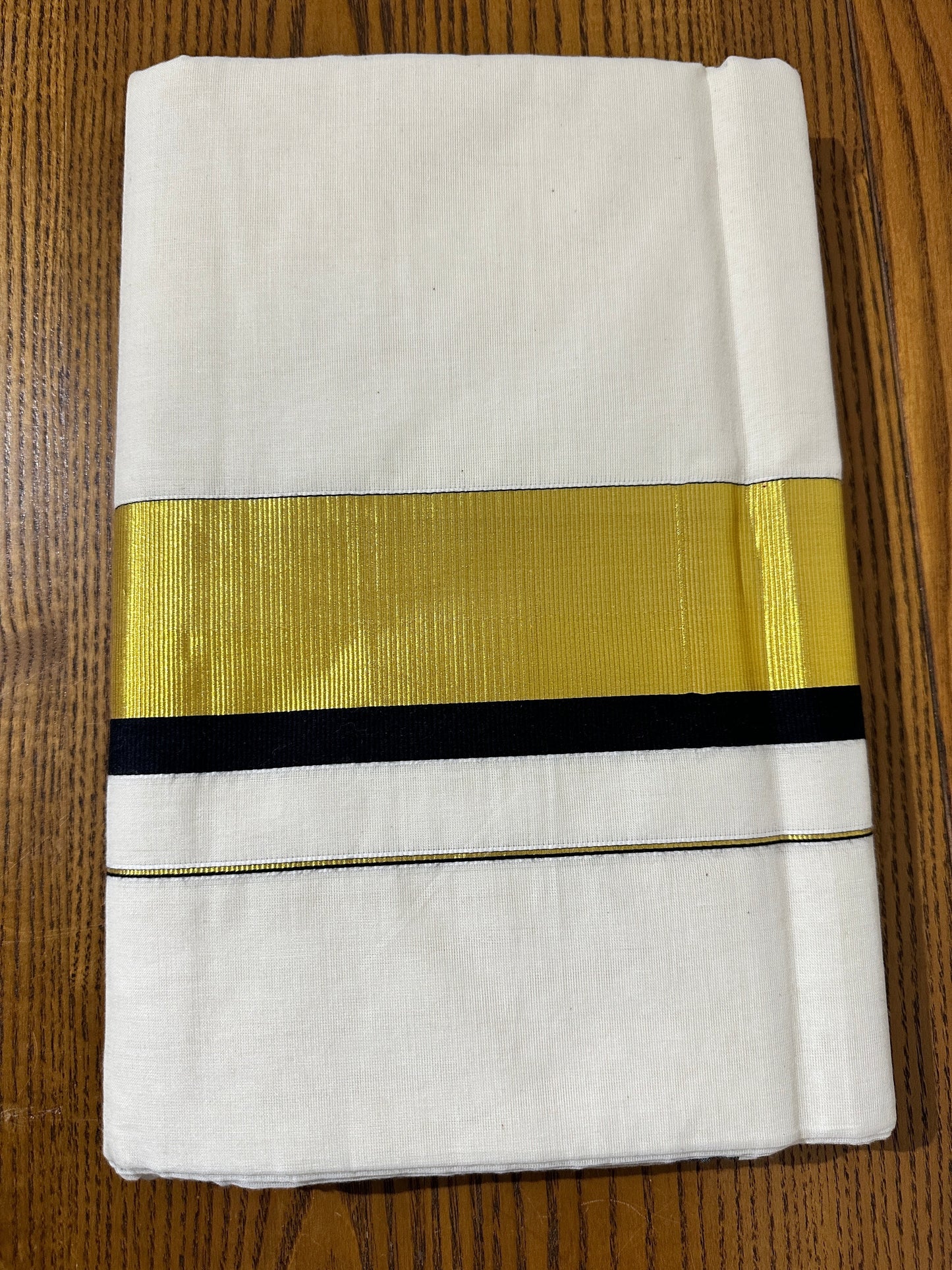 Kerala Set Saree With Golden and Black Kara