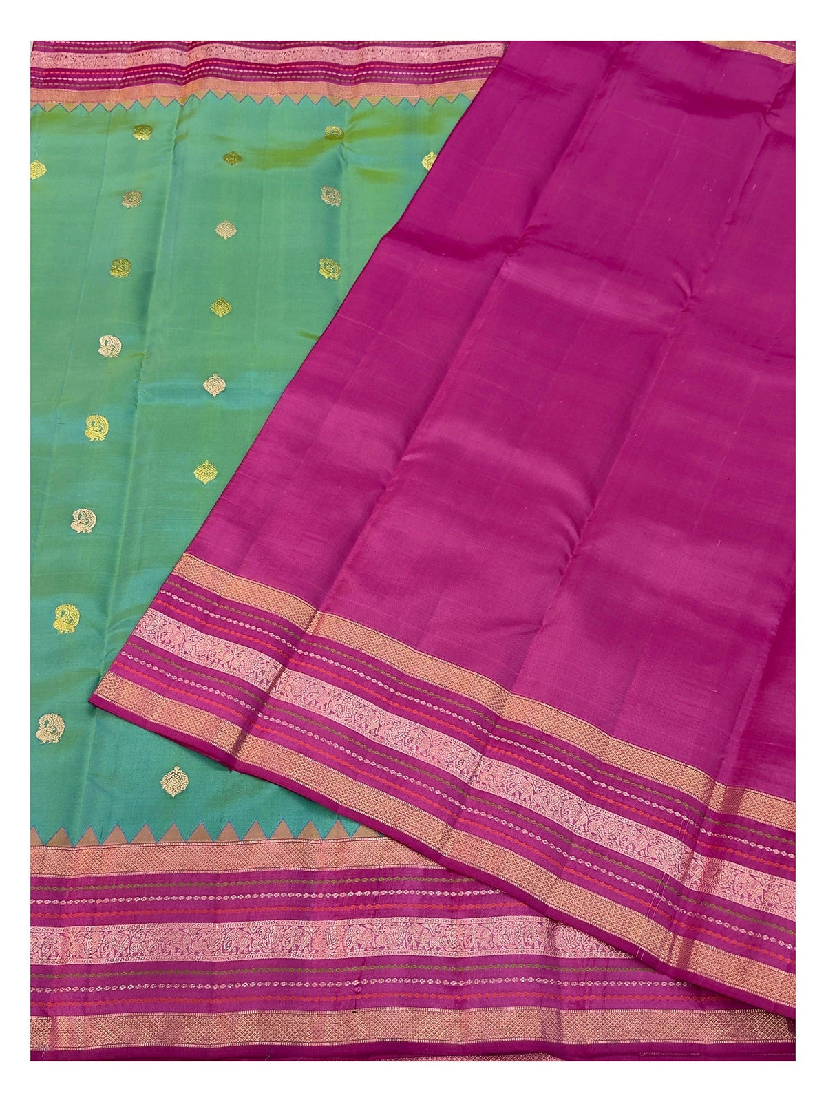 Handwoven Kanchipuram Silk Saree - Sea Green with Magenta Zari Border