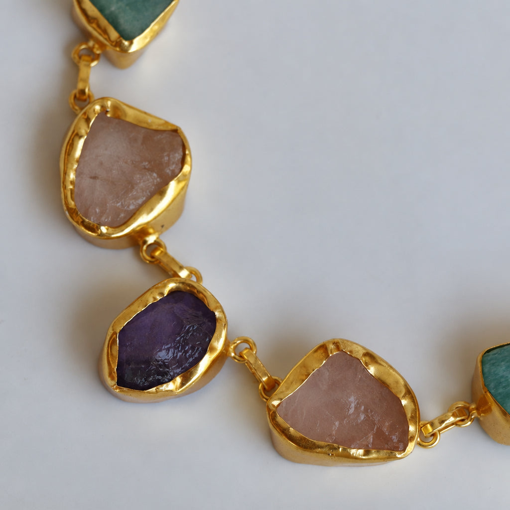 Eminent Multicolour Raw Stone Short Neckpiece