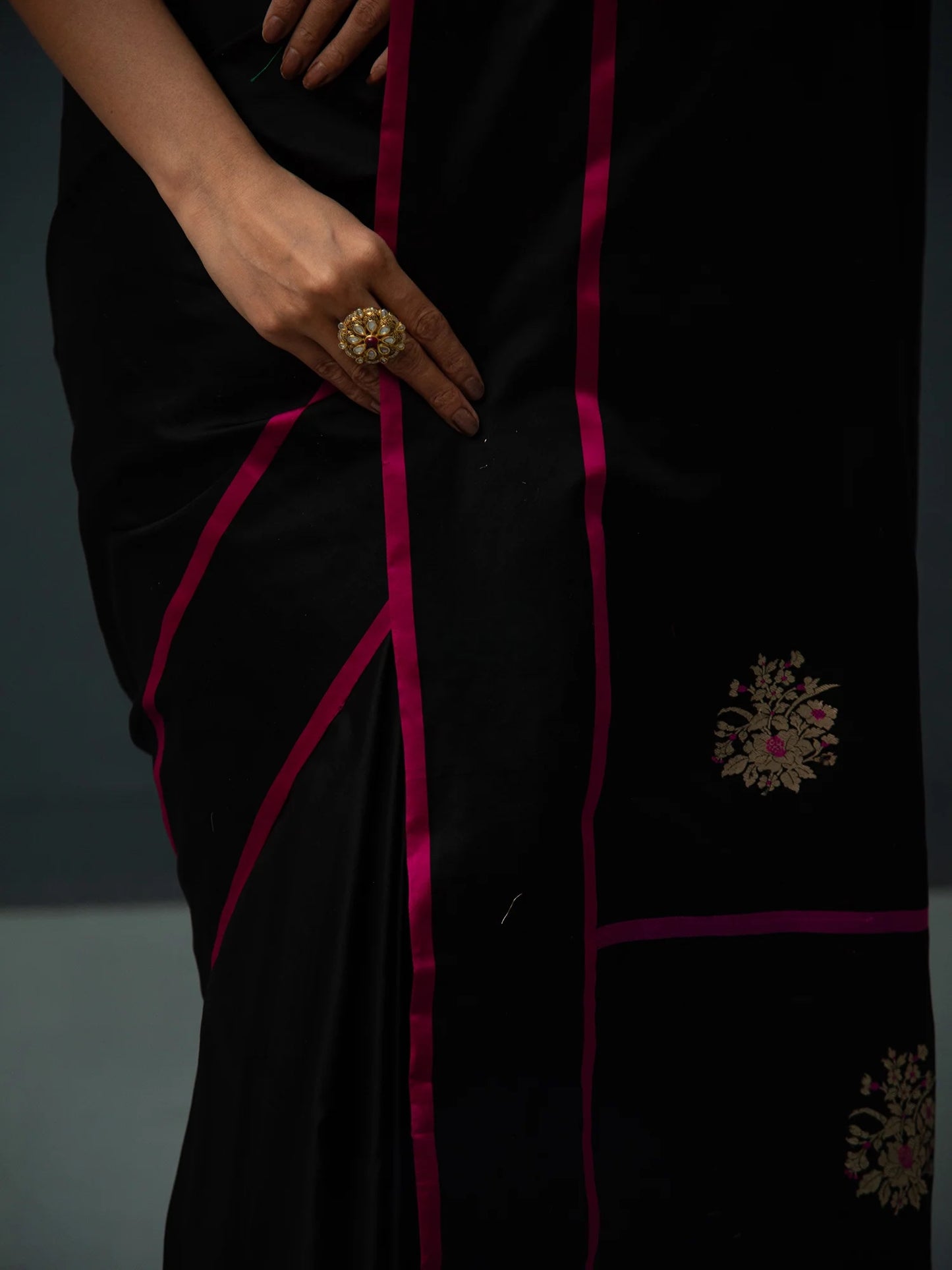 Black Meenakari Boota Satin Silk Handloom Banarasi Saree