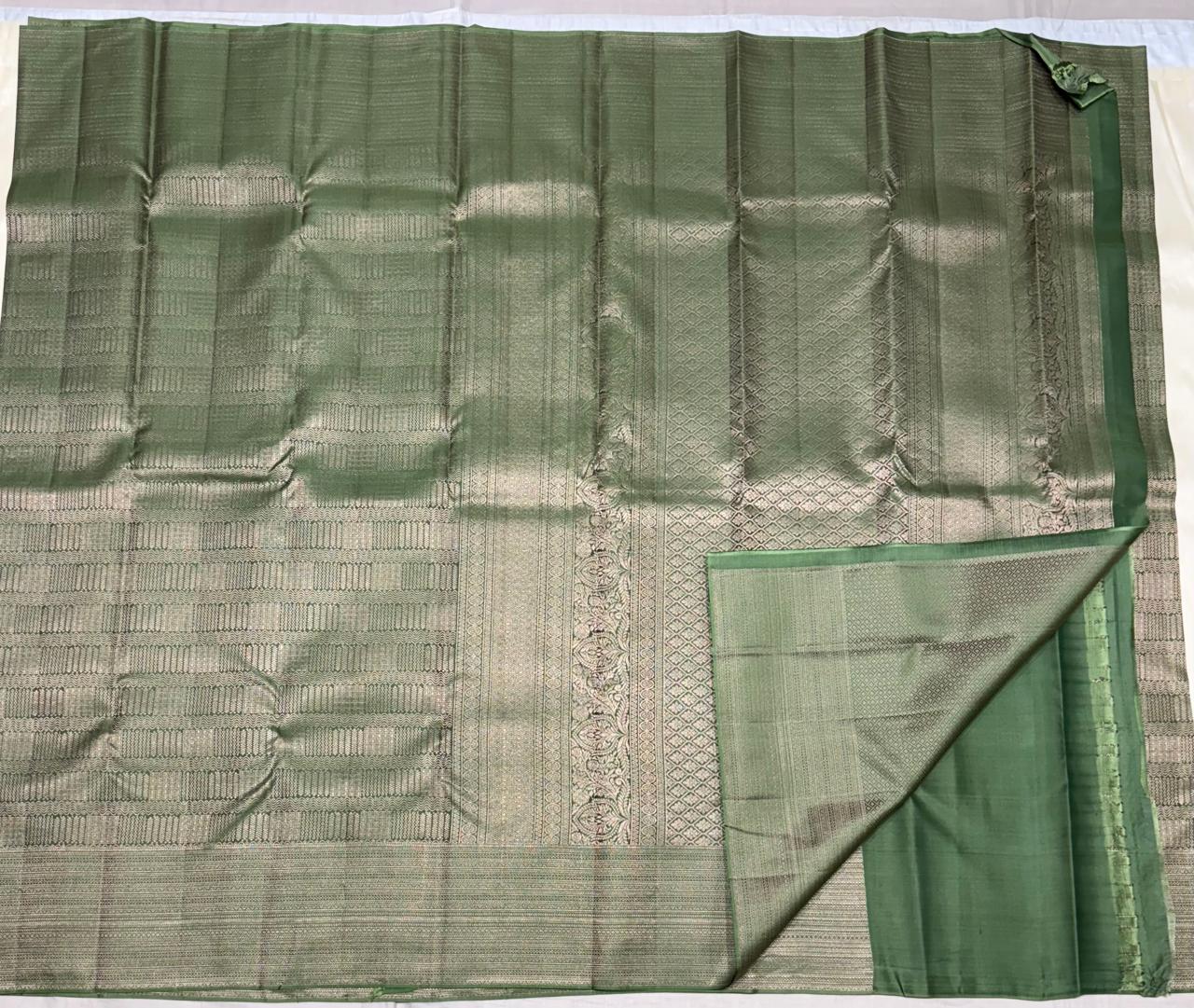 Kanchipuram Pure Silk Saree with Allover Zari Weaving – Handwoven & Silk Mark Certified
