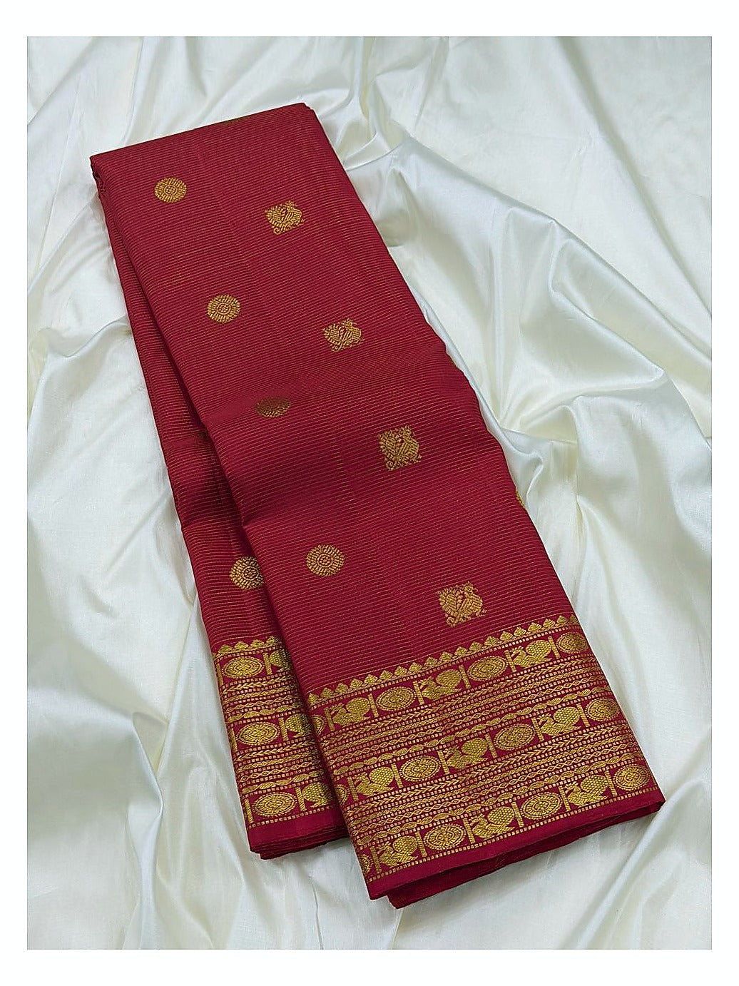 Deep Pink Red Handwoven Kanchipuram Silk Saree with Gold Butta Motifs and Rich Woven Pallu