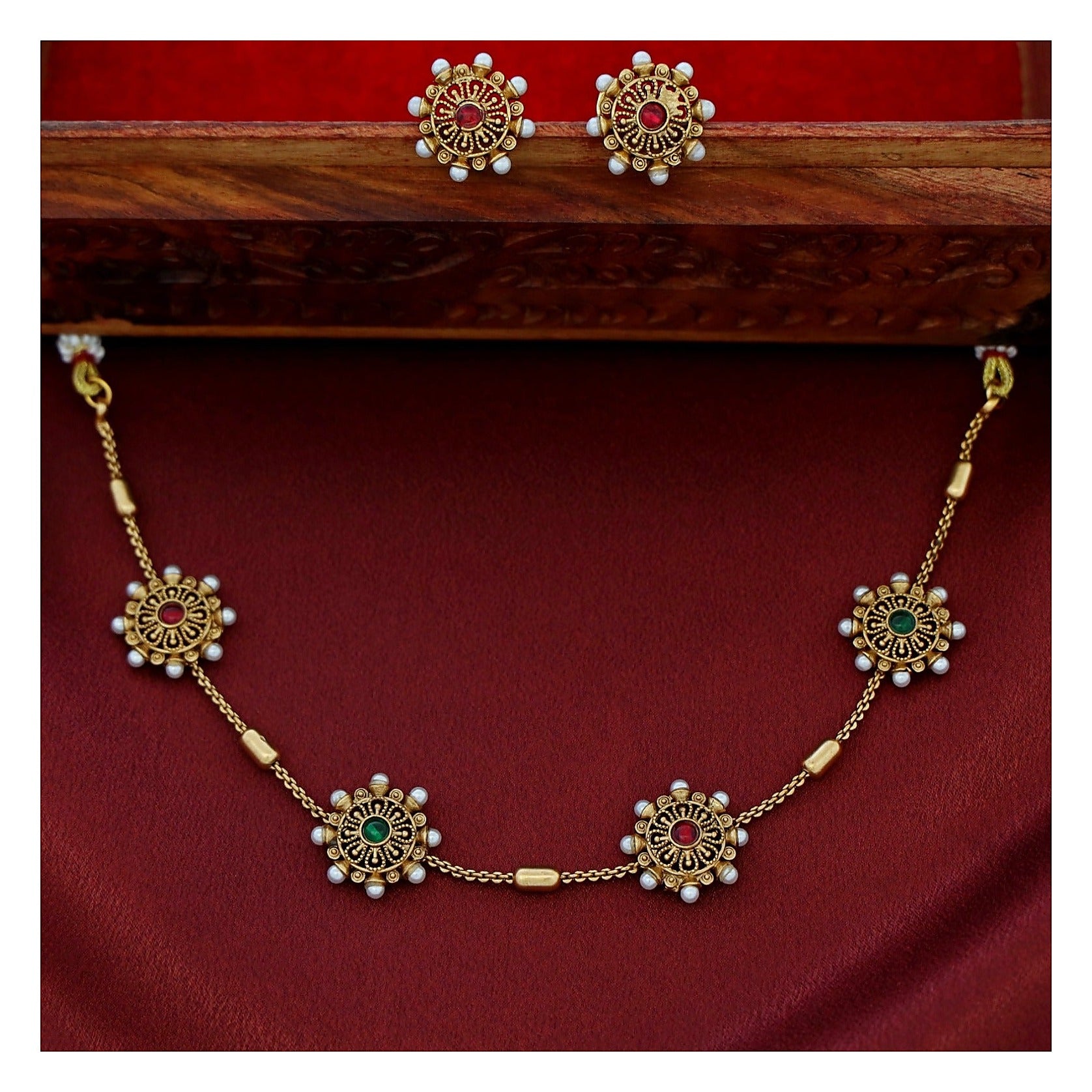 Floral Pearl Choker Set - Gold Tone with Green and Tourmaline Detail