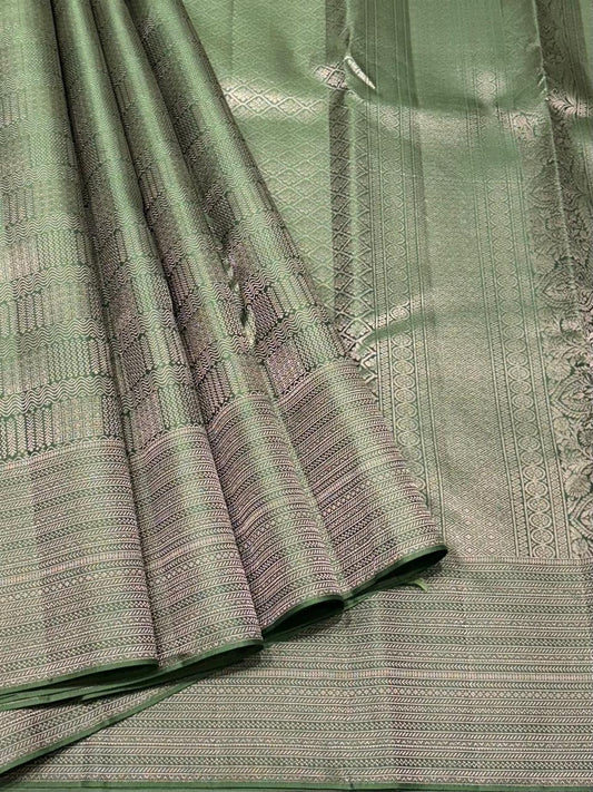 Kanchipuram pure silk saree with allover zari weaving – full view