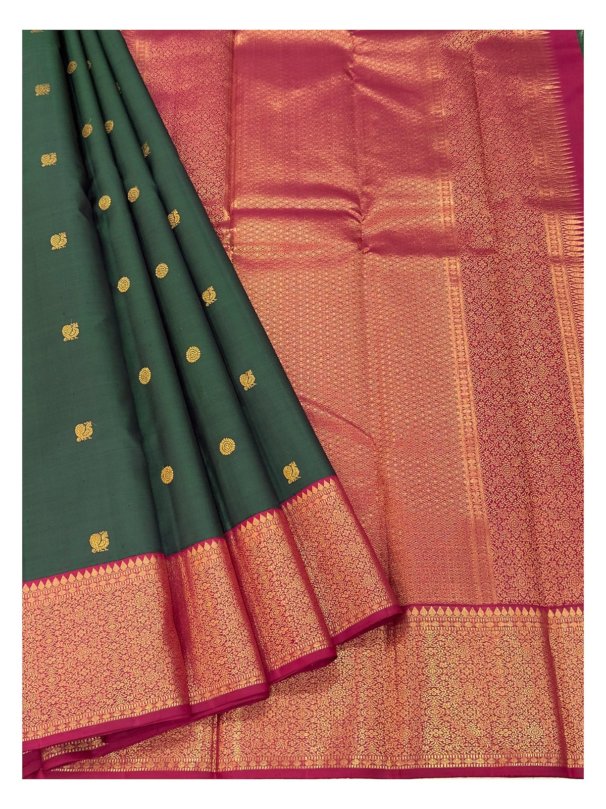 Handwoven Kanchipuram Silk Saree - Deep Green with Magenta Contrast Zari Border