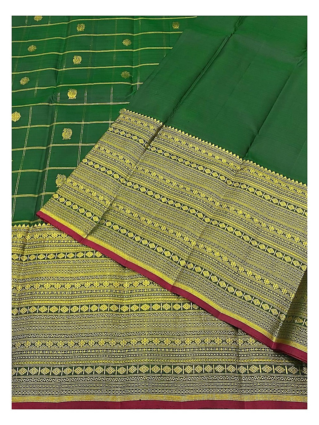 Handwoven Kanchipuram Silk Saree in Emerald Green with Gold-Toned Woven Border