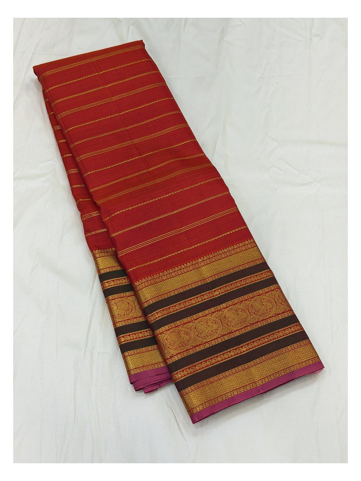 Handwoven Kanchipuram Silk Saree in Rust Orange with Pink Contrast Pallu