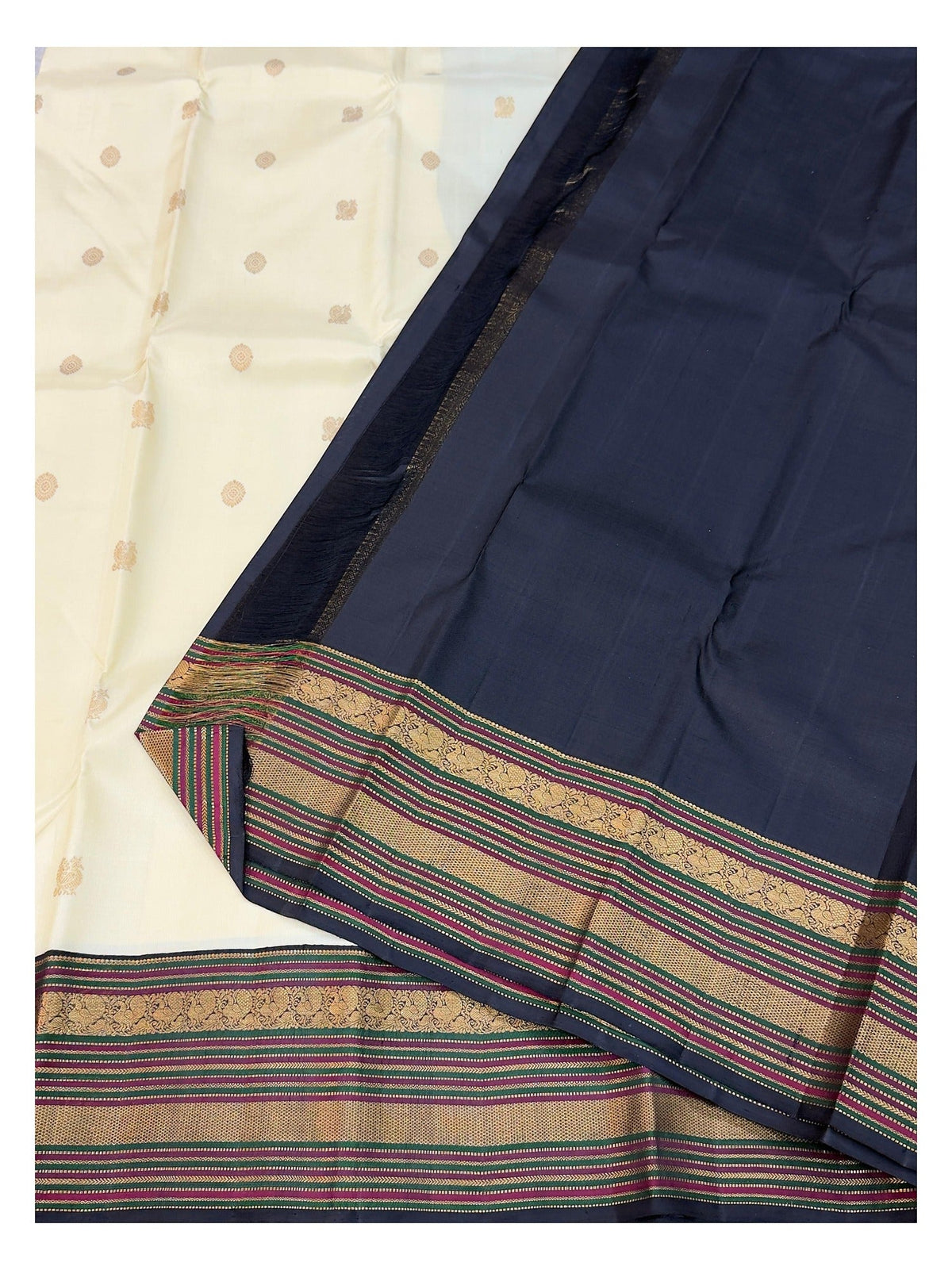 Handwoven Kanchipuram Silk Saree - Ivory with Navy Pallu and Gold Woven Border