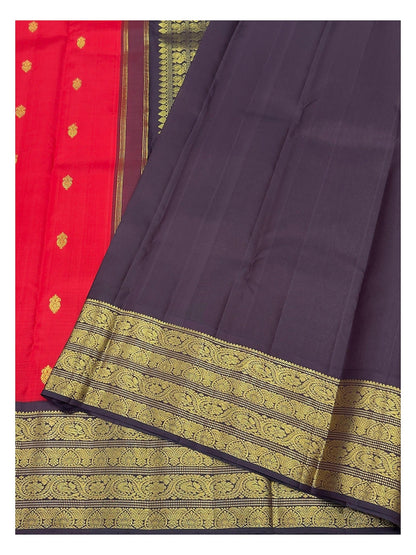 Handwoven Kanchipuram Silk Saree - Red with Black Contrast Border