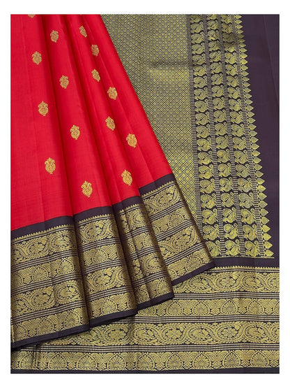 Handwoven Kanchipuram Silk Saree - Red with Black Contrast Border
