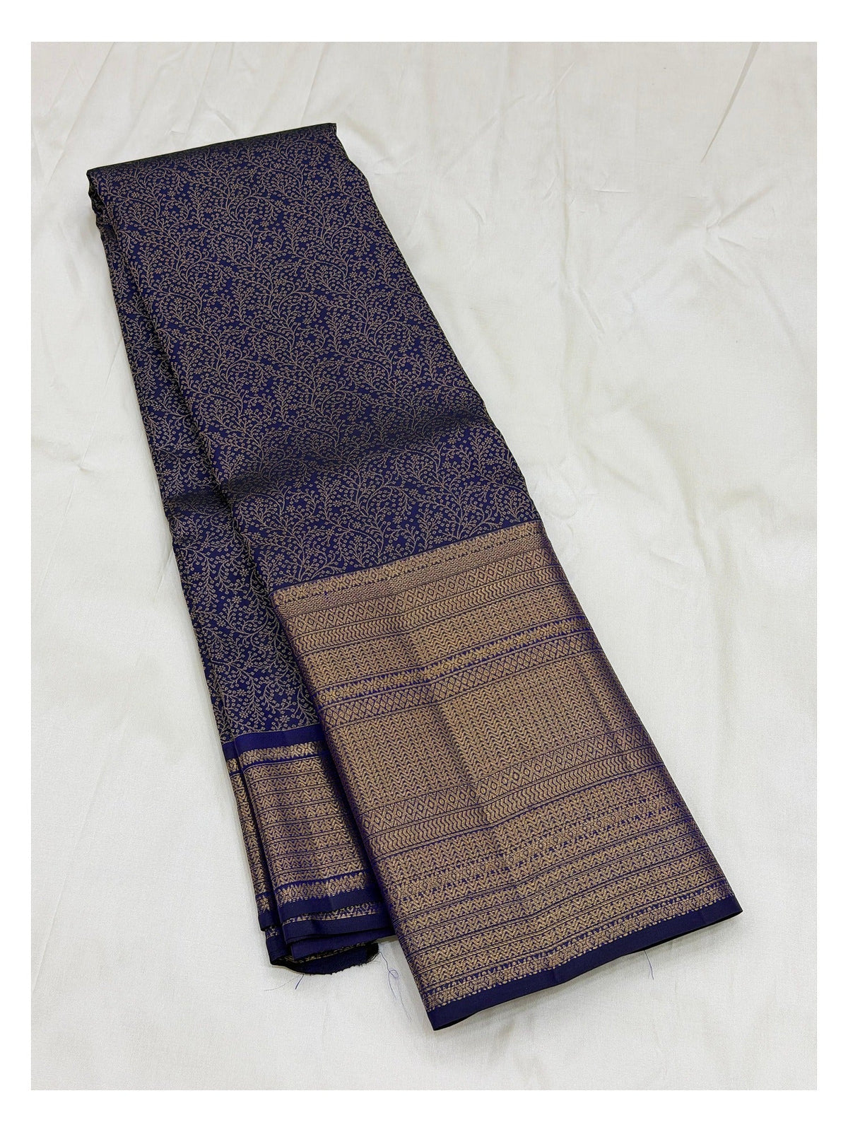 Handwoven Kanchipuram Silk Saree - Royal Blue with Gold Floral Vine Weave and Broad Zari Pallu
