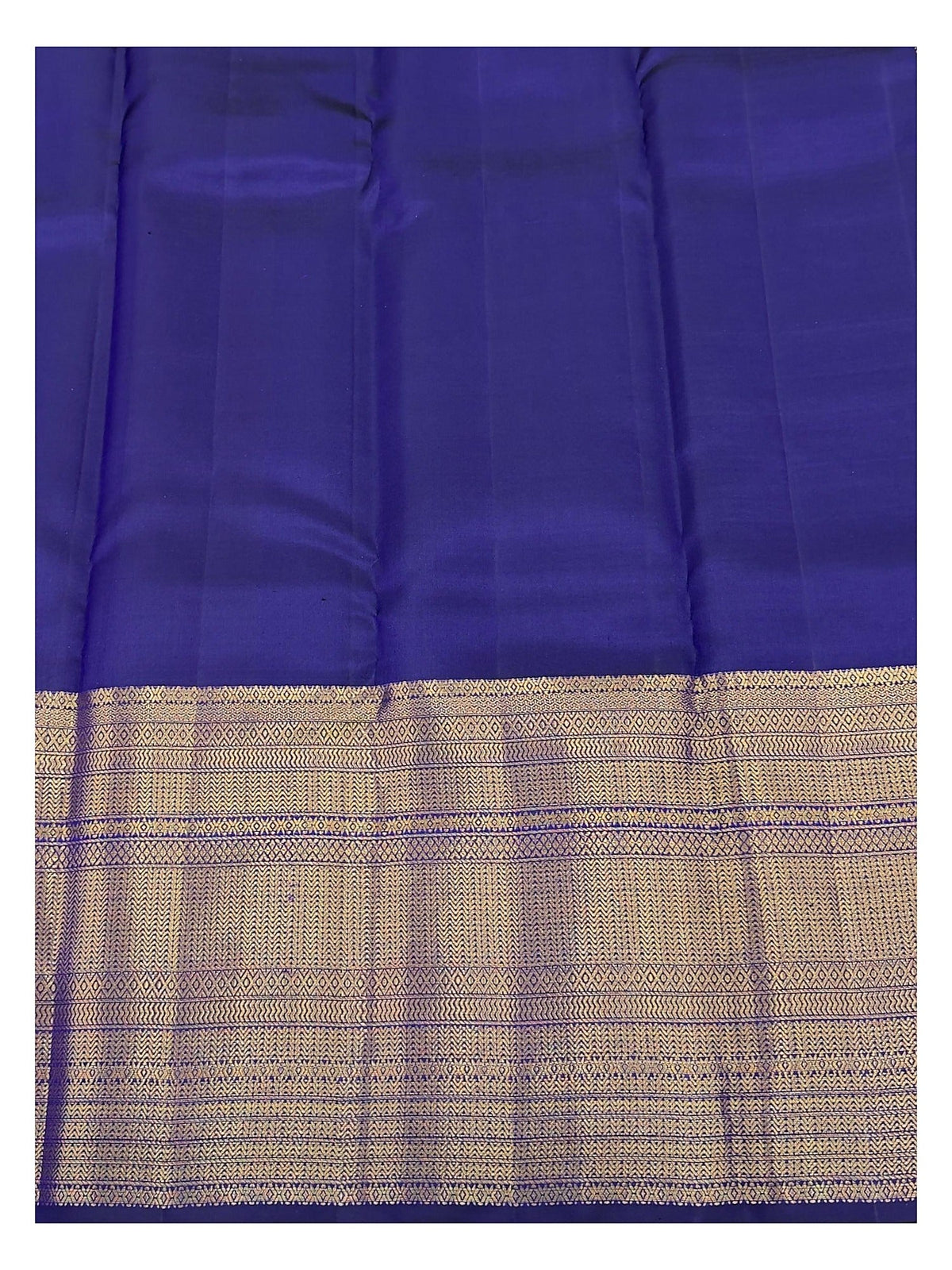 Handwoven Kanchipuram Silk Saree - Royal Blue with Gold Floral Vine Weave and Broad Zari Pallu