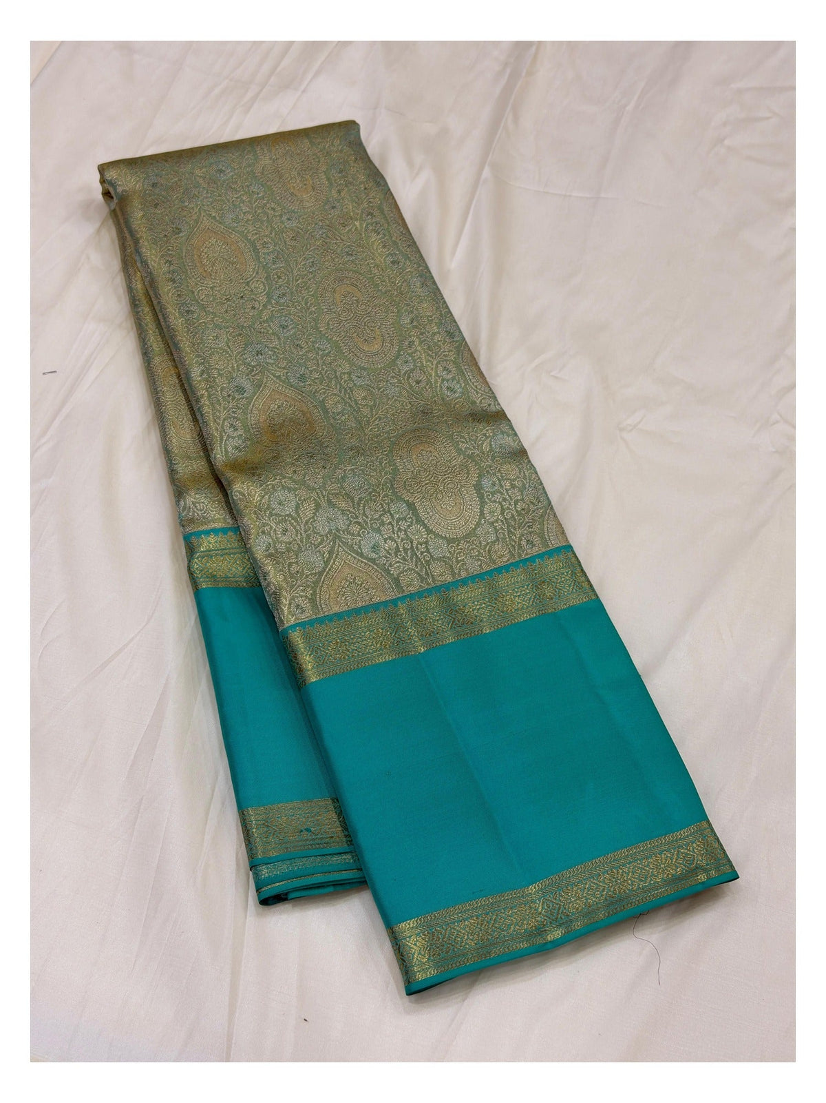 Handwoven Kanchipuram Silk Saree - Teal Blue with Gold-Toned Woven Body