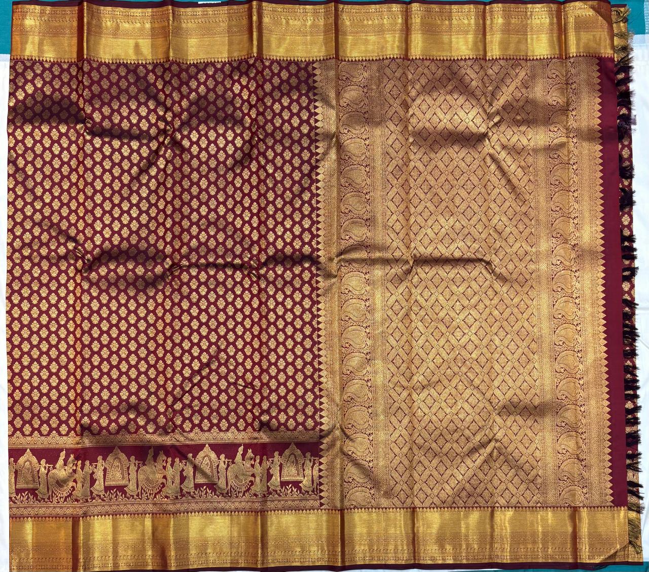 Pure silk saree with Silk Mark certification and gold zari border