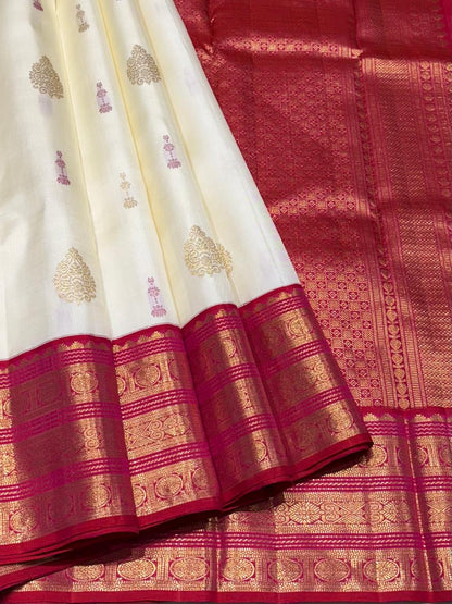 Ivory Kanchipuram Korvai silk saree with red pink zari border – full view