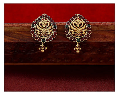 long-haram-necklace-set-antique-gold-tone-with-red-and-green-stone-detail-image-5-05.jpg