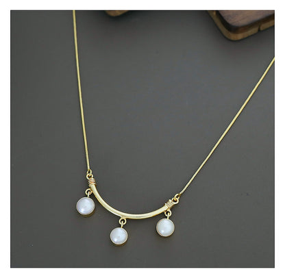 Moon Pearl Neckpiece - Gold-Toned