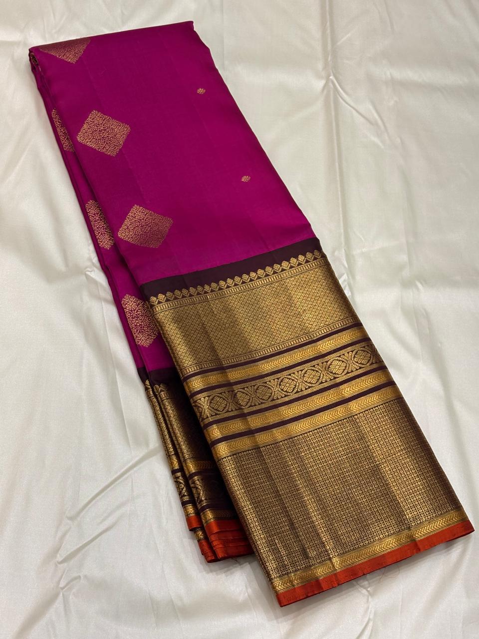 Magenta Kanchipuram Pure Silk Saree with 2G Zari – Handwoven Traditional Design & Silk Mark Certified